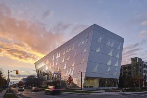 Perkins&Will complete the dramatically twisting York University School of Continuing Studies