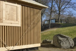 Shigeru Ban’s Paper Log House at Philip Johnson’s Glass House