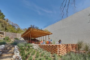 Garden pavilion in Mexico City demonstrates the potential of recycled materials and community involvement